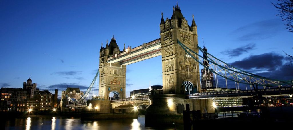 destinations-london-bridge-hero